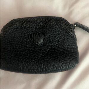 BRIGHTON Black Leather w/ Patent Trim Stitched Heart
Zippered Coin Change Purse